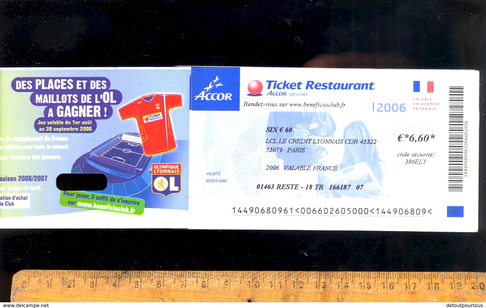 Carnet De 17 Chèques Ticket Restaurant Accor Credit Lyonnais 2006 / Jeu OL Olympique Lyonnais Foot - Chèques & Chèques De Voyage