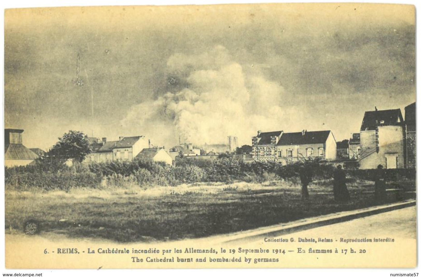 CPA REIMS - La Cathédrale Incendiée Par Les Allemands Le 19 Septembre 1914 - En Flammes à 17h20. - Reims