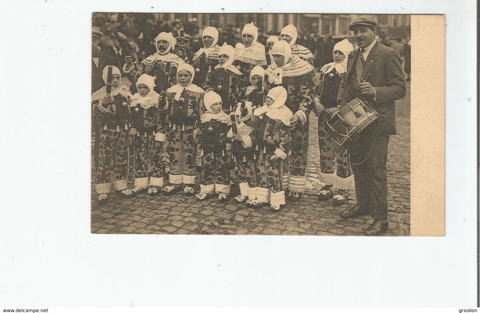 BINCHE LE CARNAVAL PETITS GILLES ET TAMBOUR 1930 - Binche