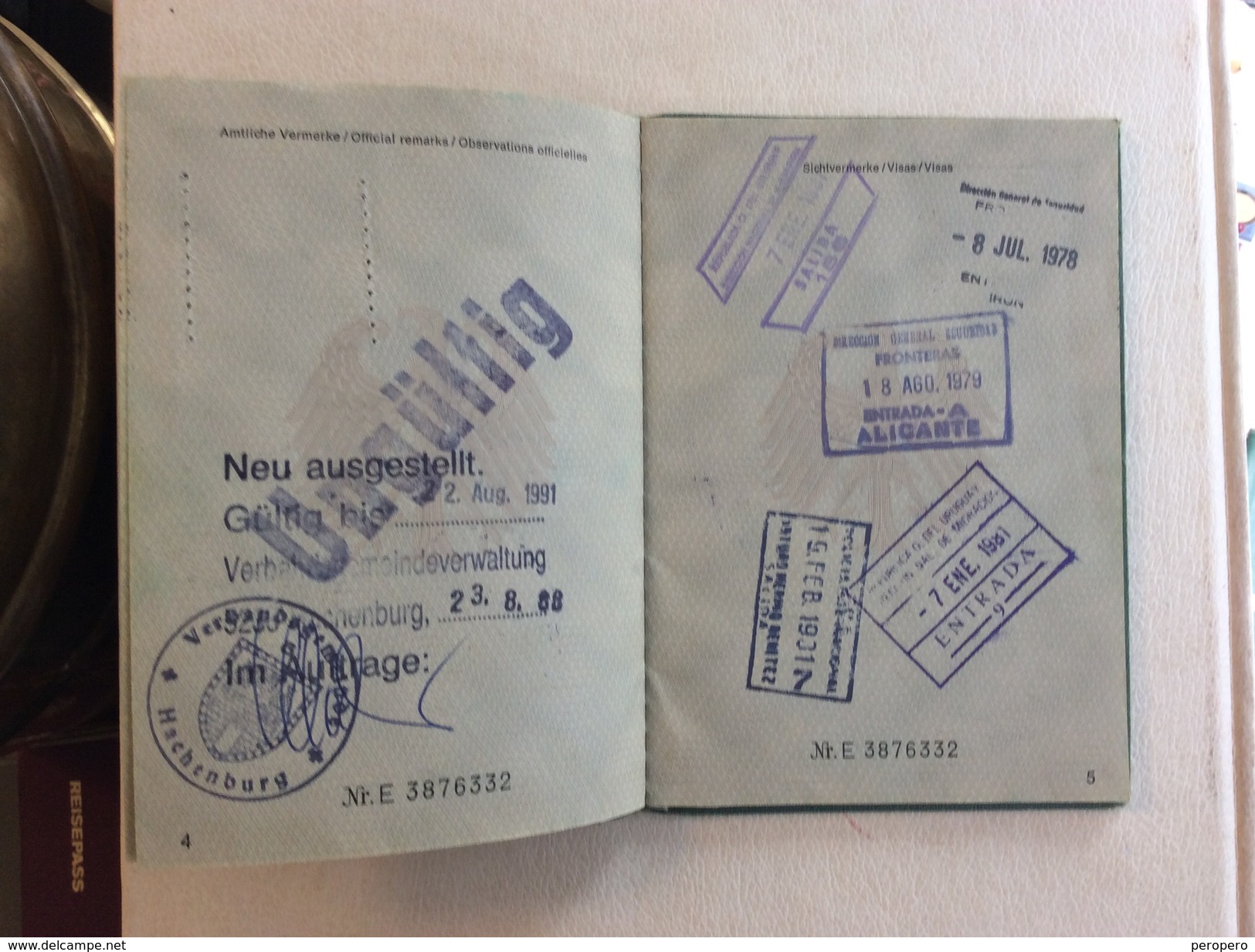PASSPORT   REISEPASS  PASSAPORTO    BUNDESREPUBLIK  GERMANY - Historische Dokumente