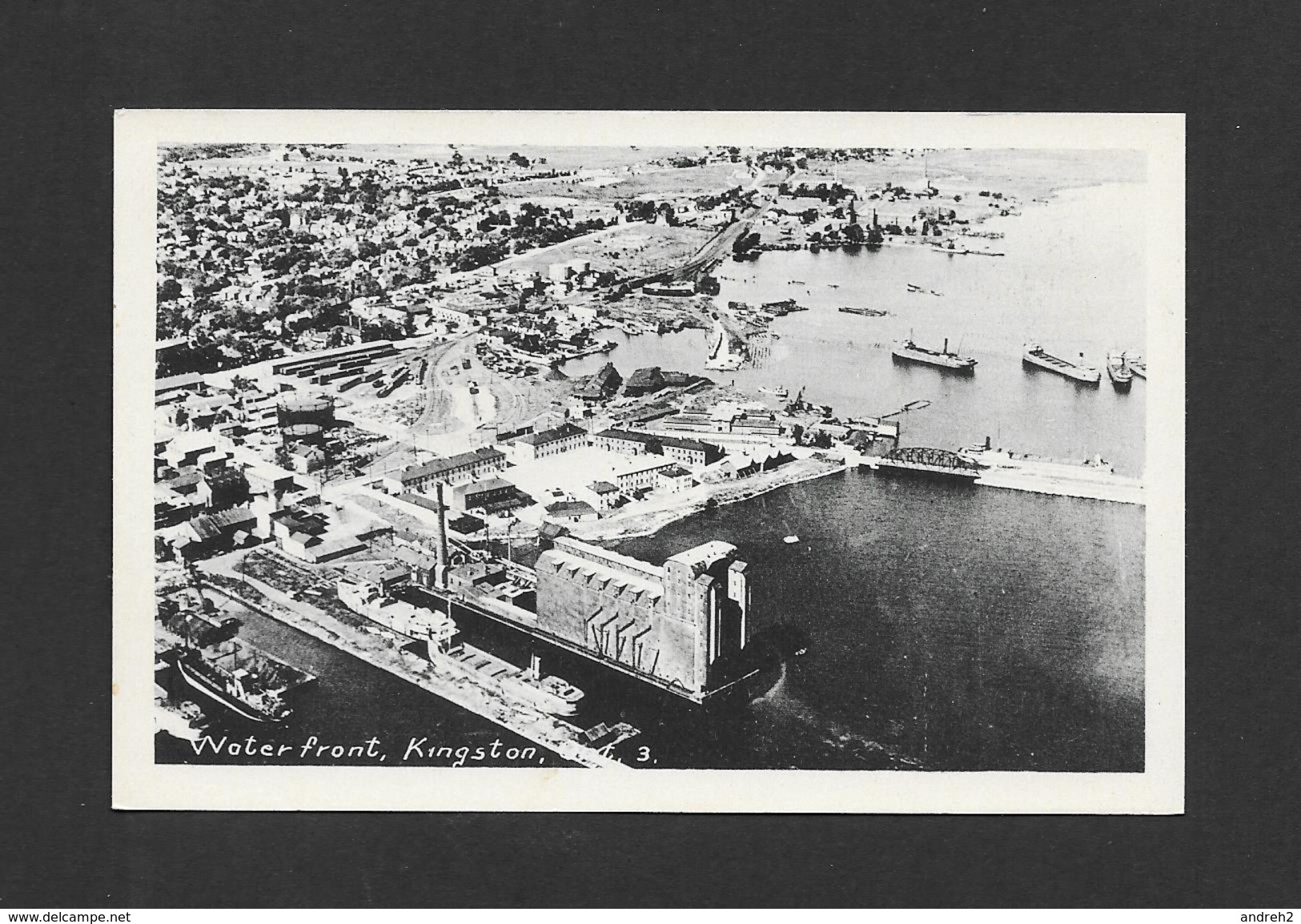 KINGSTON - ONTARIO - WATER FRONT KINGSTON ONT. - Kingston