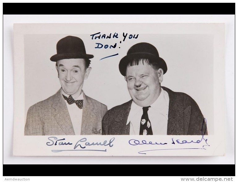 Stan LAUREL &amp; OLIVER HARDY - Photo-carte Postale Sign&eacute;e - Other & Unclassified