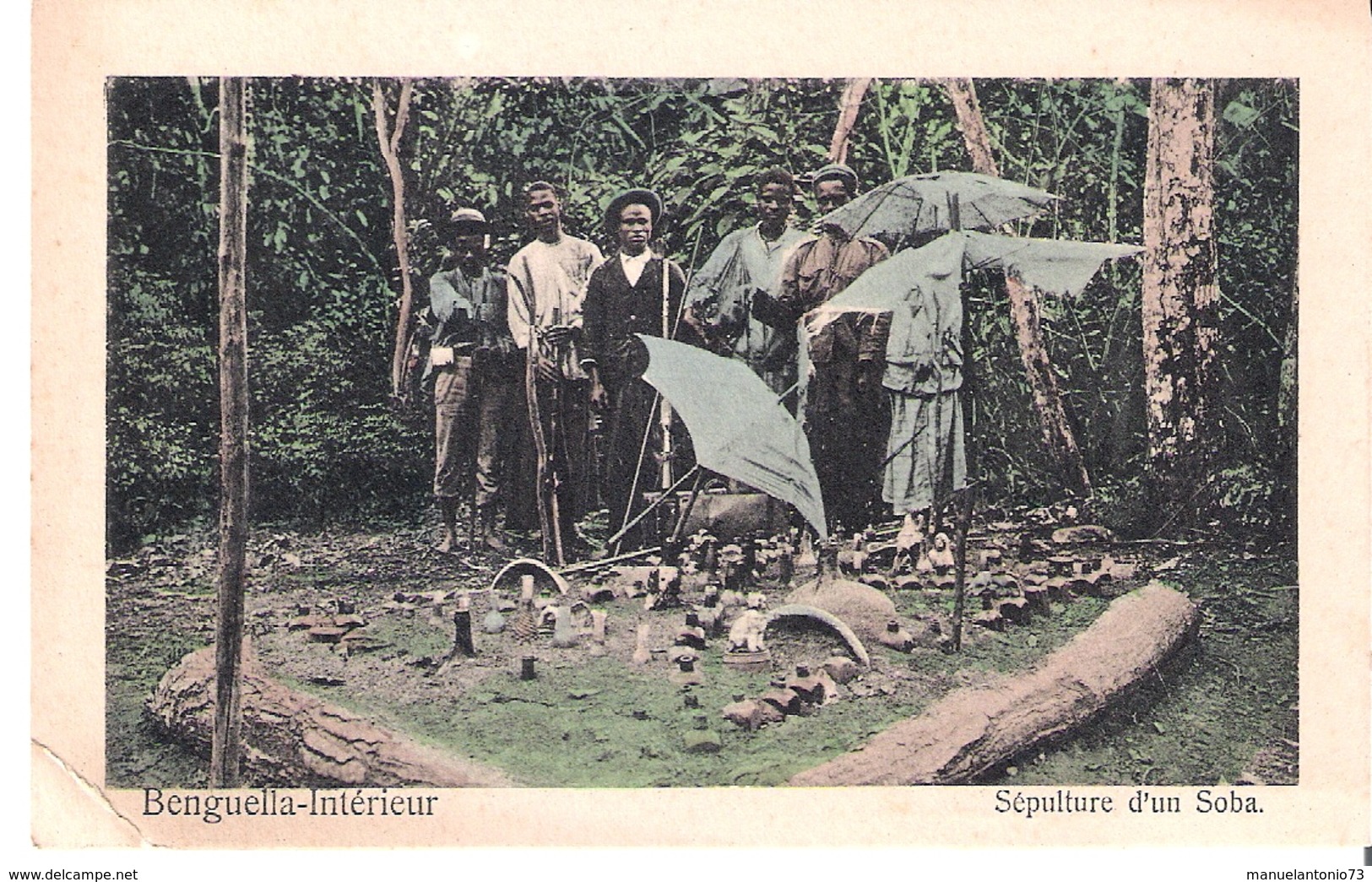 POSTCARD ANGOLA AFRICA  BENGUELLA INTERIOR SEPULCHRE D´un SOBA SÉPULTURE - Angola