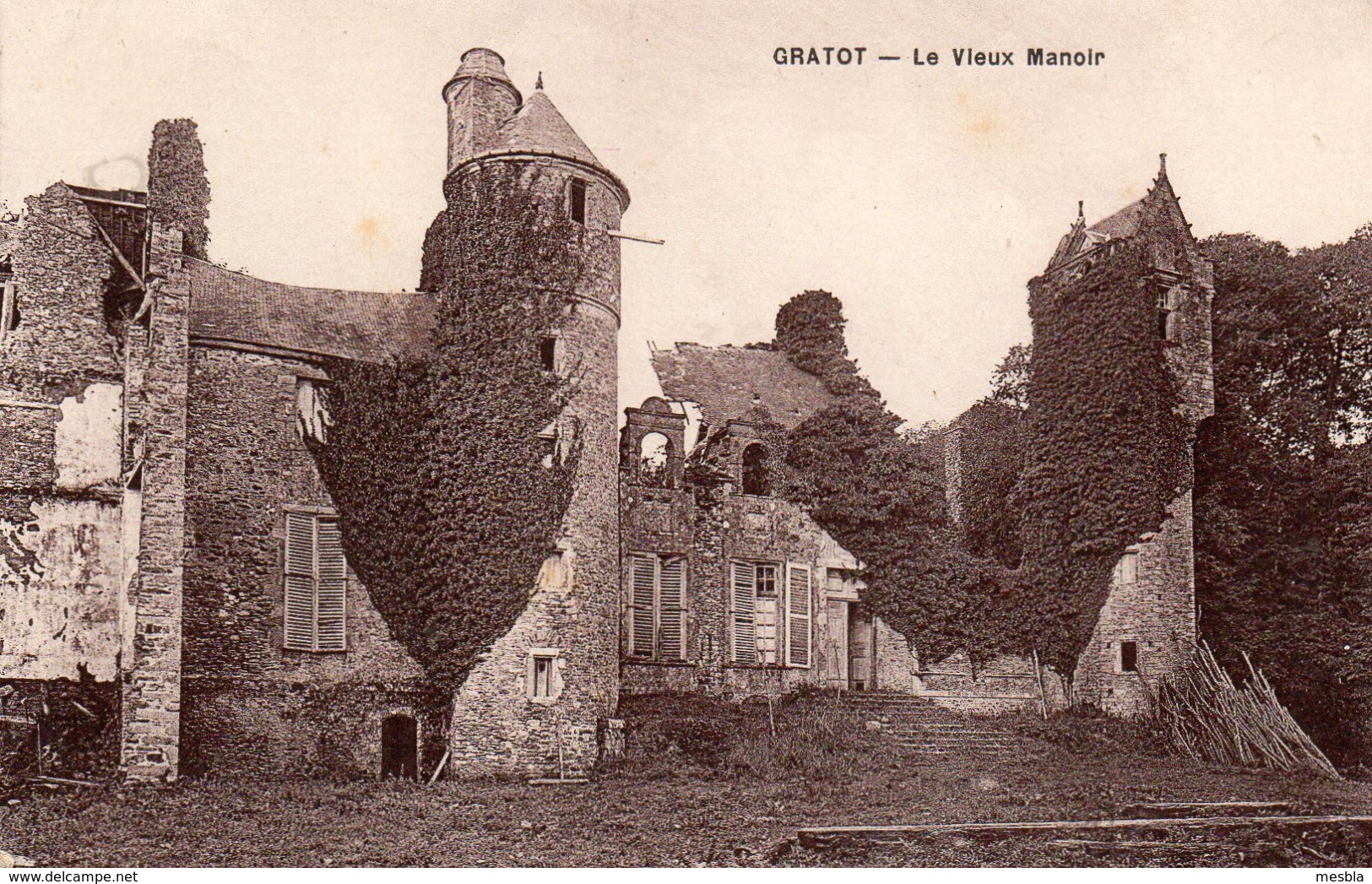 CPA -  GRATOT  (50)  Le Vieux Manoir - Autres & Non Classés