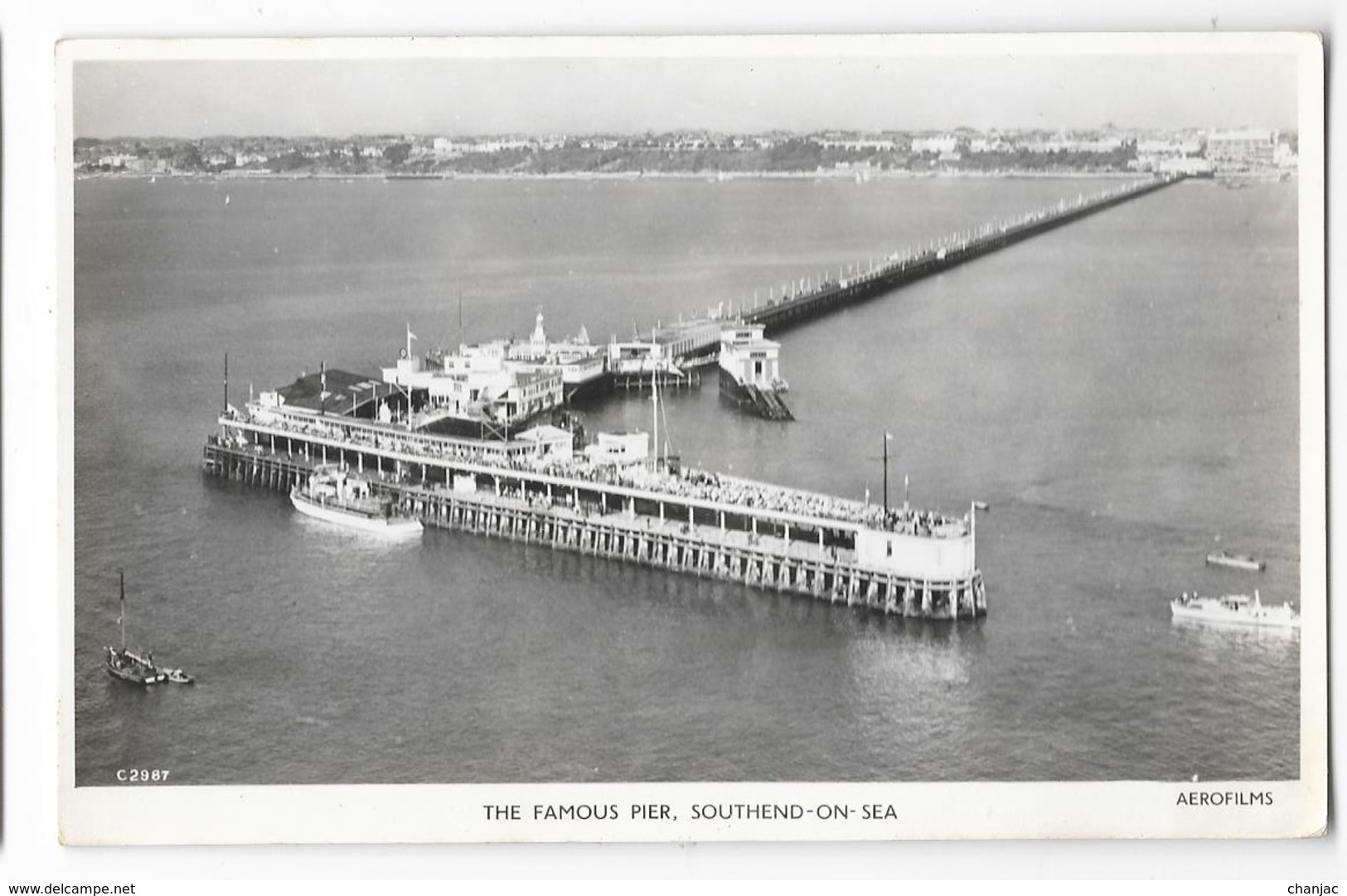 Cpsm: ROYAUME UNI - ANGLETERRE - SOUTHEND ON SEA - The Famous Pier (Air View, Rare) N° C 2987 - Southend, Westcliff & Leigh