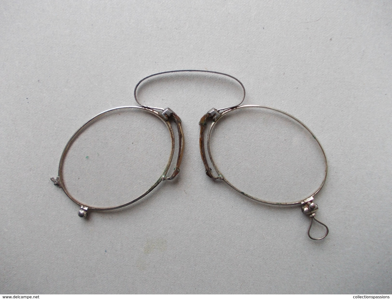 - Ancienne Paire De Lunettes. Lorgnon. Pince Nez. Début XXè - - Gafas/Lentes