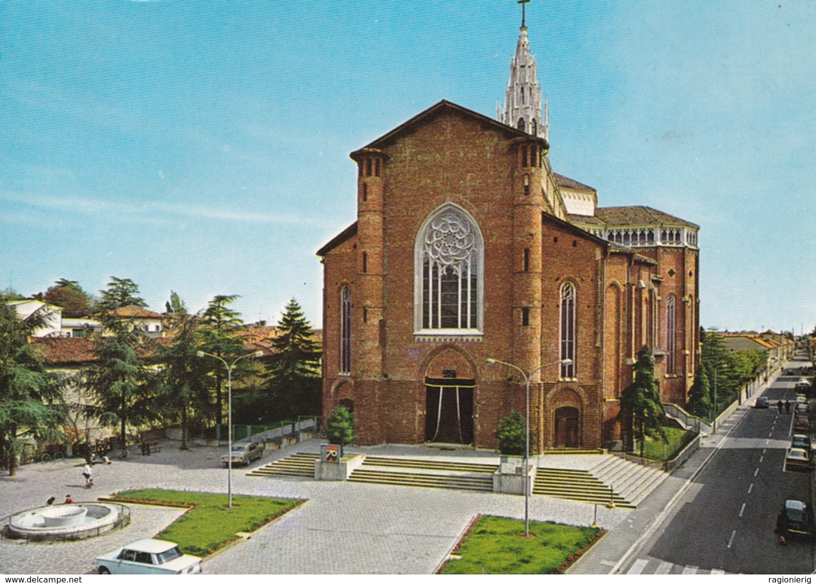 MONZA E BRIANZA - Cesano Maderno - Chiesa Parrocchiale - Fontana - Auto - 1975 - Monza