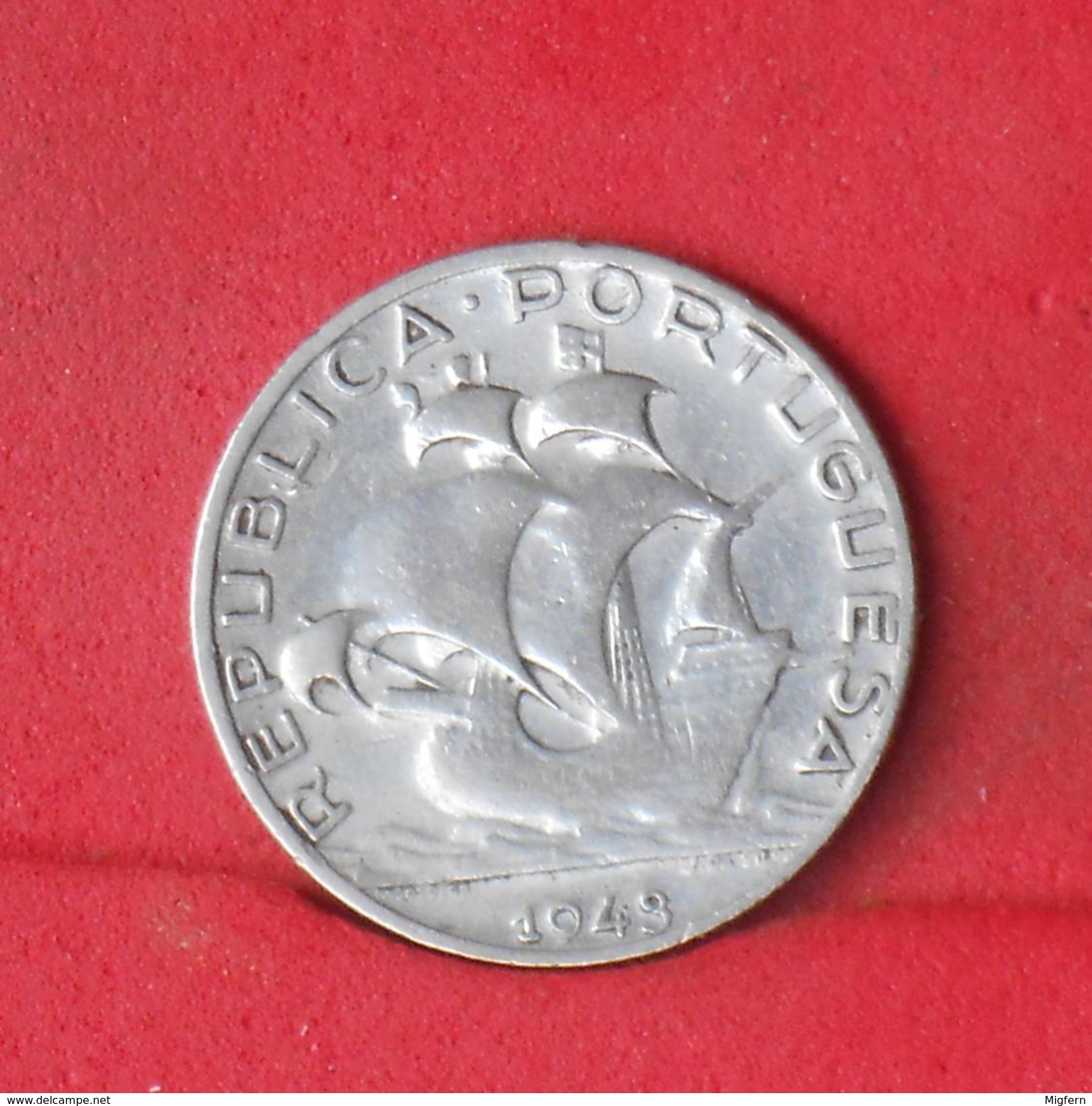 PORTUGAL 2,5 ESCUDOS 1943 - 3,50   GRS - 0,650 SILVER   KM# 580 - (Nº10071) - Portugal