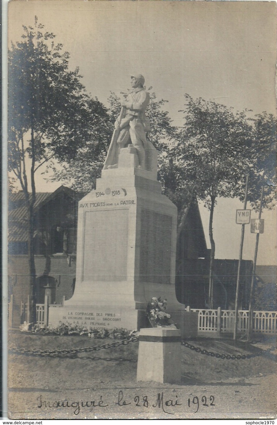 PAS DE CALAIS - 62 -  VICOIGNE - NOEUX - DROCOURT - Carte Photo - Monument Aux Morts Cie Des Mines - Wissant