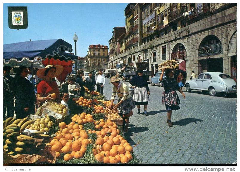 Portugal - Porto : Marché De Cais De Ribeira - Street Merchants