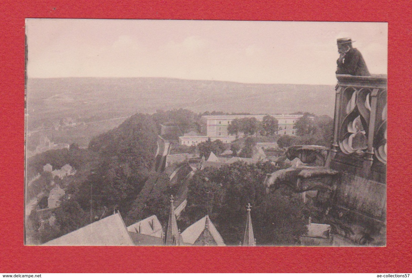 Laon  --  Blick Auf Die Zitadelle - Laon