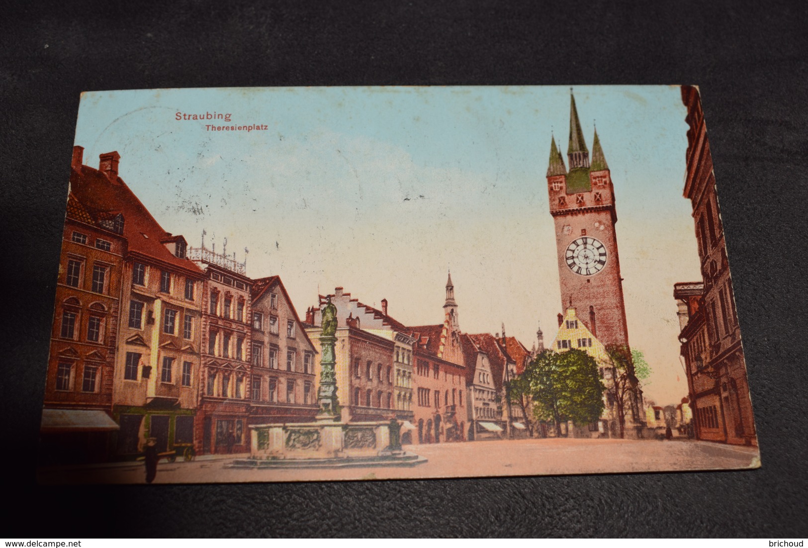 Straubing Theresienplatz  (place Monument Eglise Clocher Horloge )  Envoyer 1912 Sans Timbre - Straubing