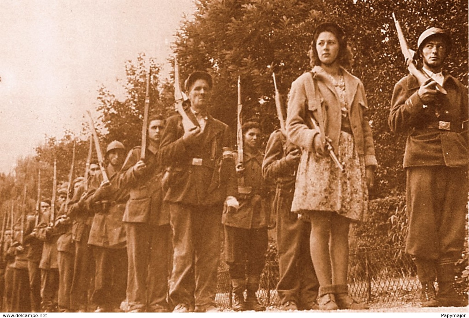 Militaria WW2  - Section  De Partisans En Bretagne - 1939-45