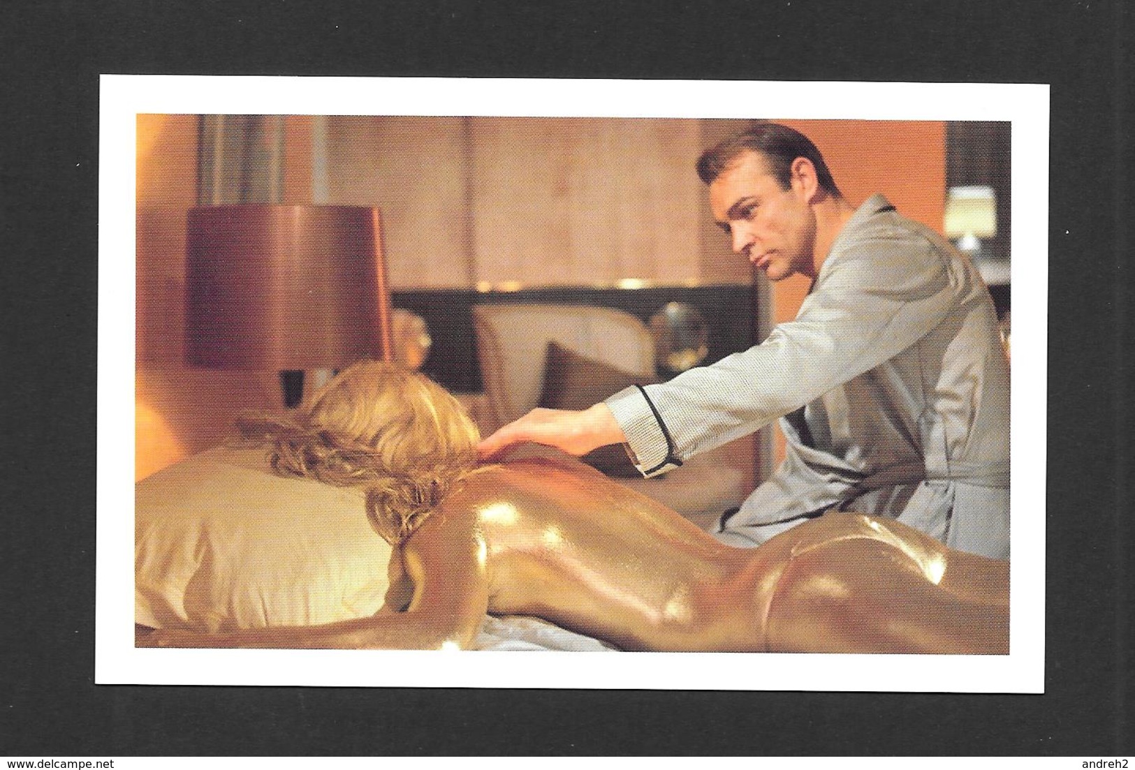 ACTEURS - ACTRICES - CINÉMA - JAMES BOND AGENT 007 - SEAN CONNERY DISCOVERS SHIRLEY EATON DEAD IN GOLDFINGER (1964) - Actors