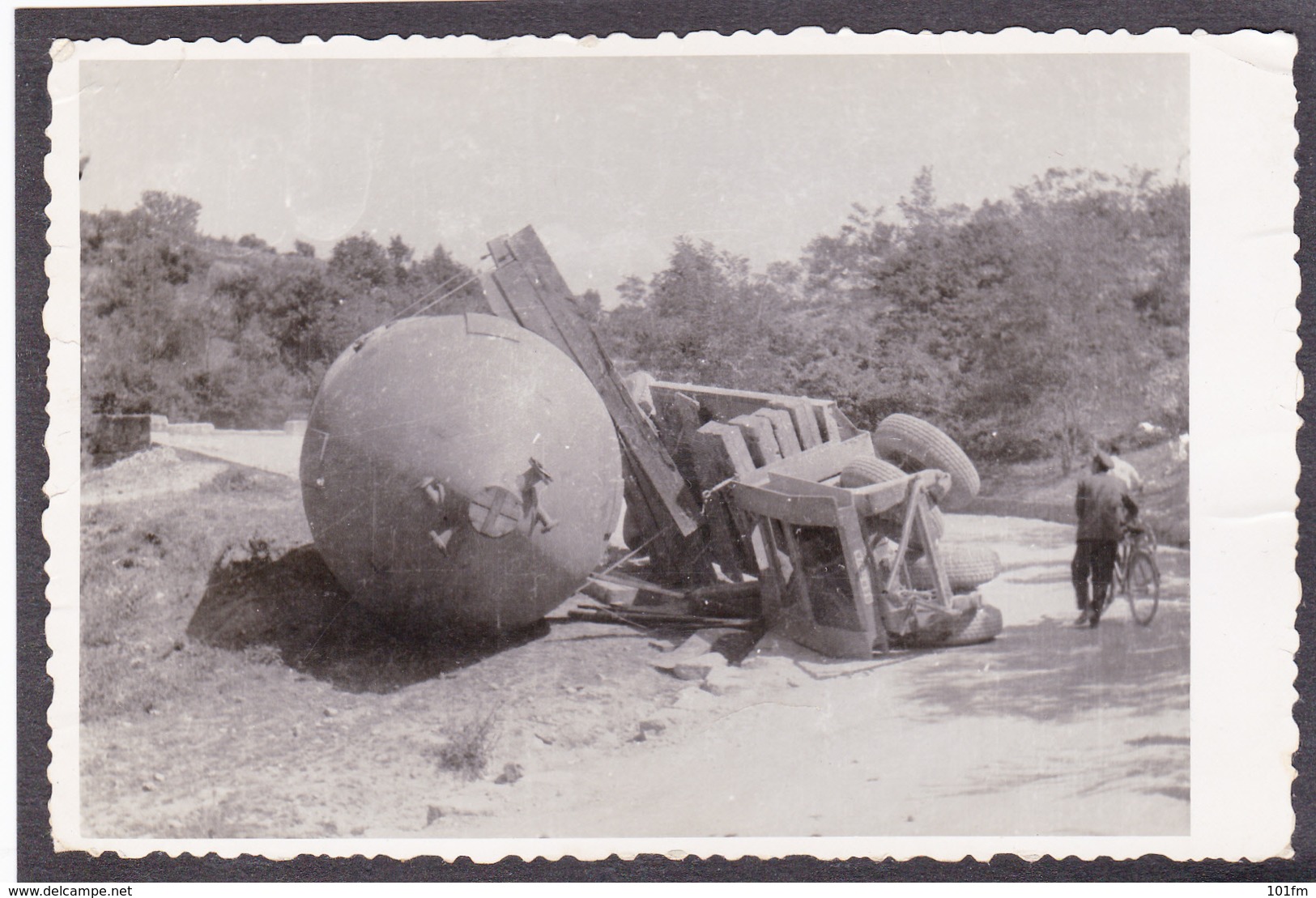 Hrvatska, Croatia - Old Truck Accident Ca.1950 (from Album) - Camión & Camioneta