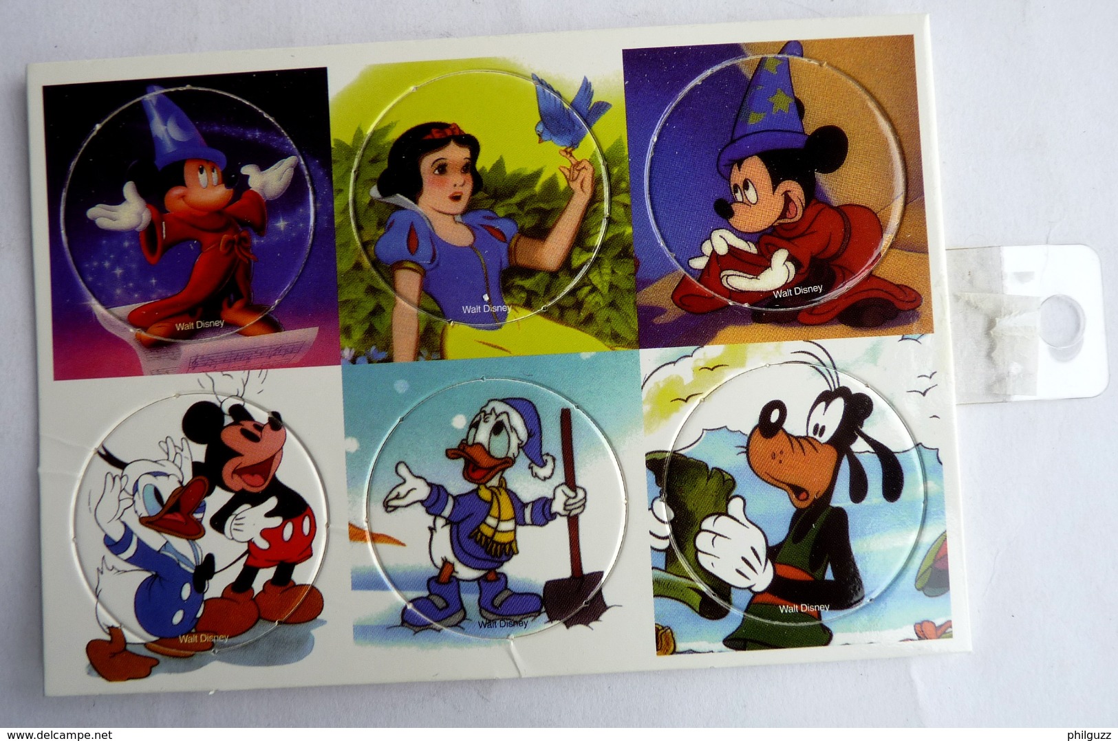 PLAQUE DE POG DISNEY MICKEY ET BLANCHE NEIGE - 6 POGS - Autres & Non Classés