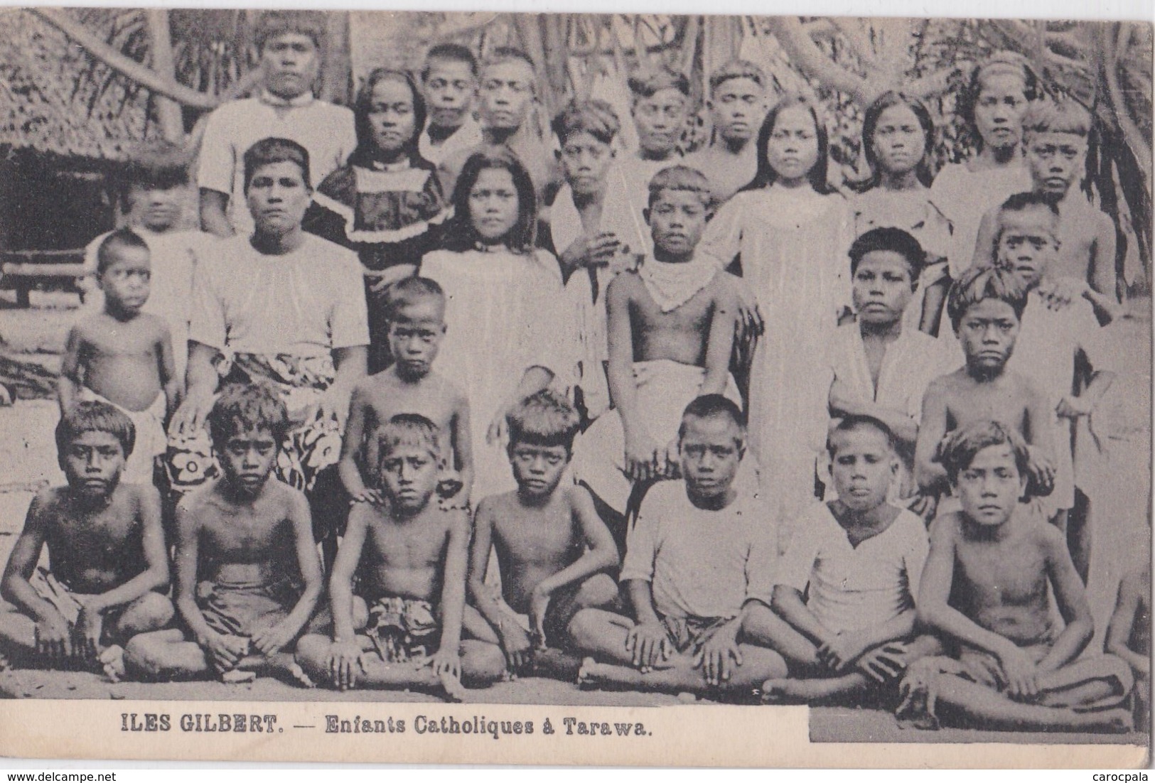 Carte 1920 ILES GILBERT / ENFANTS CATHOLIQUES A TARAWA (beau Plan De Groupe) - Mikronesien