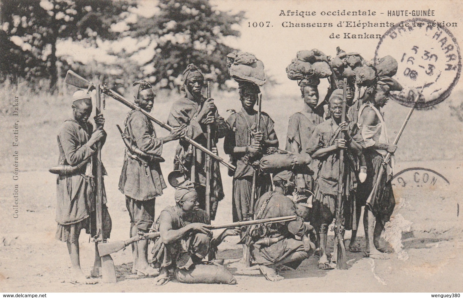 HAUTE-GUINEE  KANKAN    Chasseurs D'Elephants De La Region De Kankan   SUPER PLAN 1908 PAS COURANT - Guinée