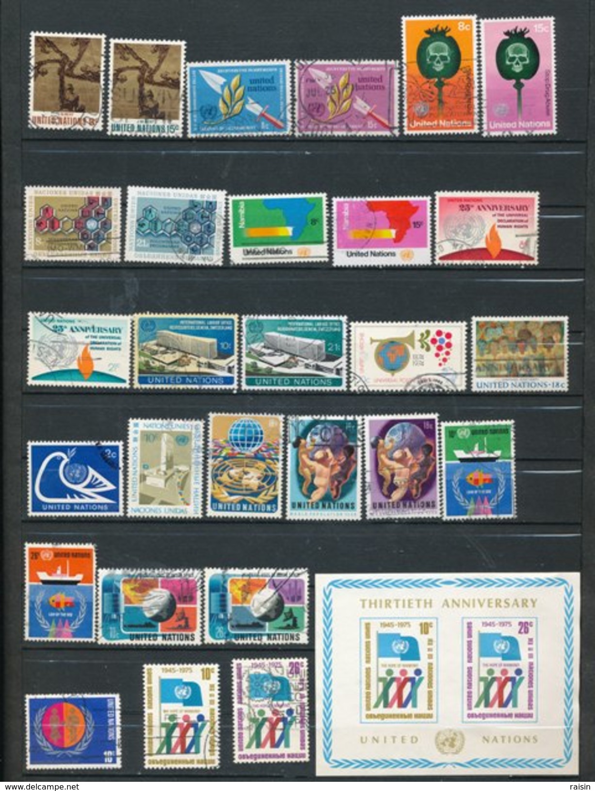 ONU New York Petite collection lot de plus de 600 timbres différents