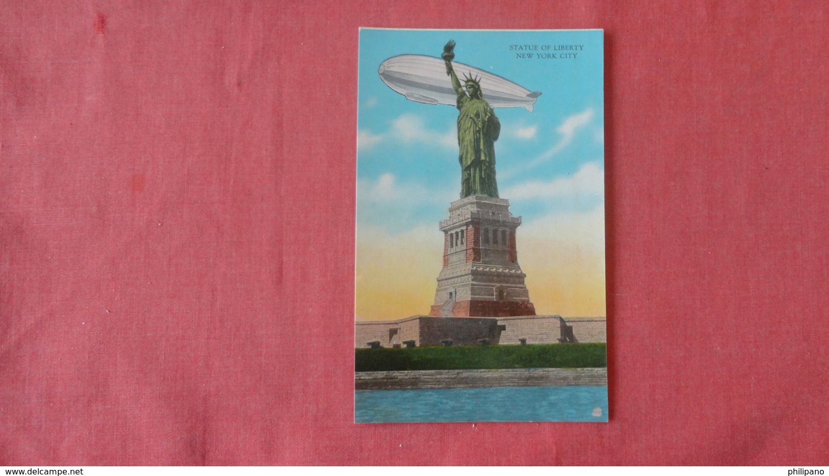 - New York > New York City > Statue Of Liberty-   Zeppelin  Ref 2510 - Statue Of Liberty