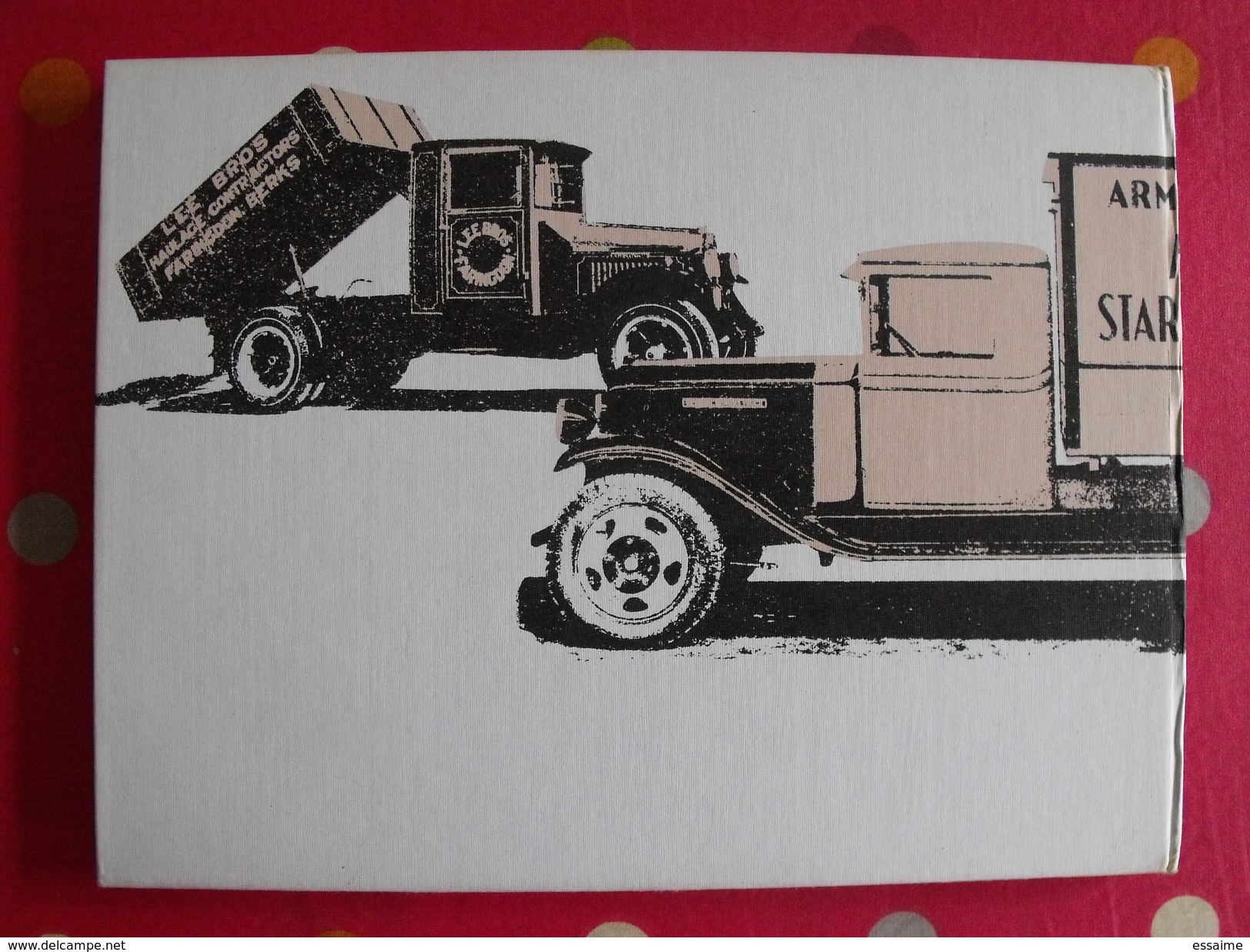 American Trucks Of The Early Thirties. 1930-1934. Camions Des Années 1930. Warne 1974 - Libros Sobre Colecciones