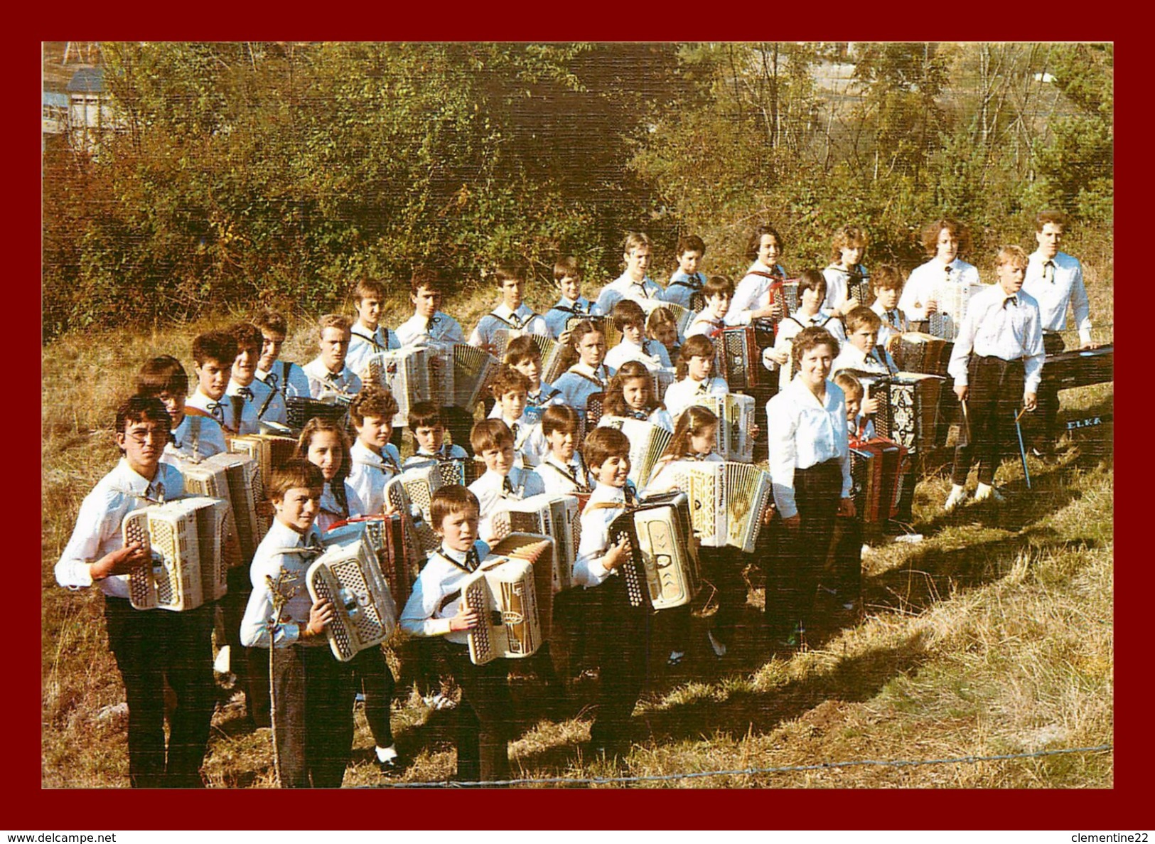 Dept 15  *  SAINT FLOUR  ACCORDEON CLUB  * (scan Recto Et Verso ) - Saint Flour