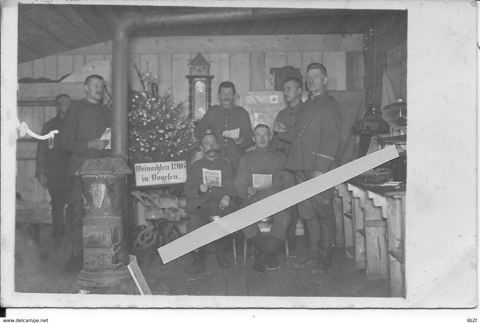 Vosges Vosgen Wernachten Noël 1916 Bureau Aménagé Dans Un Abris Horloge Lecture Journaux De Tranchées 1 Carte Photo Ww1 - War, Military