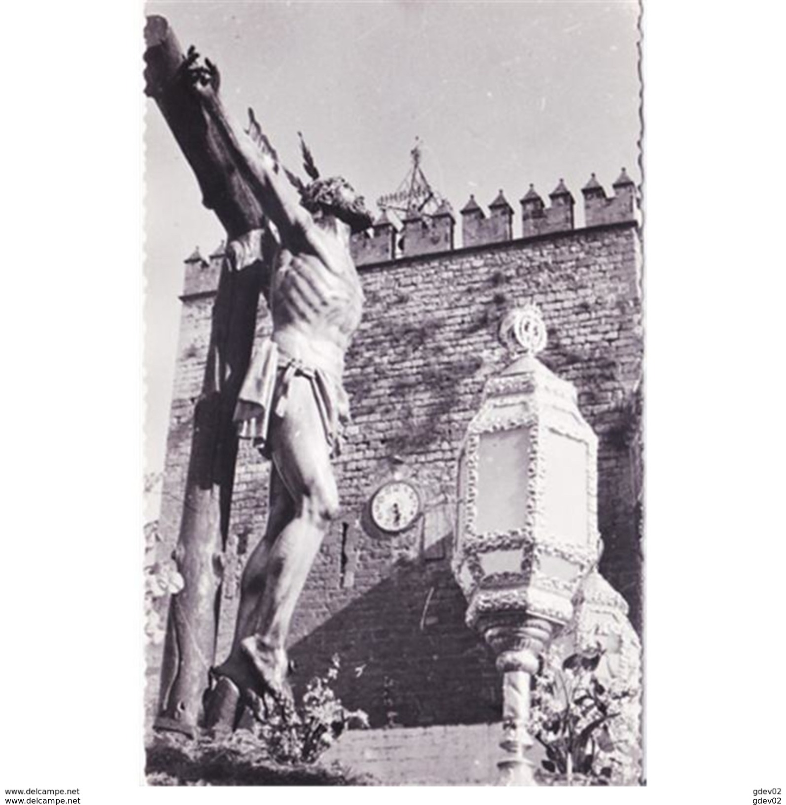 JNTP7819CPA-LFTD8730TBES.Tarjeta Postal De JAEN.ARTE Religioso,Escultura Y PROCESION De CRUCIFICADO,SEMANA SANTA,BAZA - Esculturas