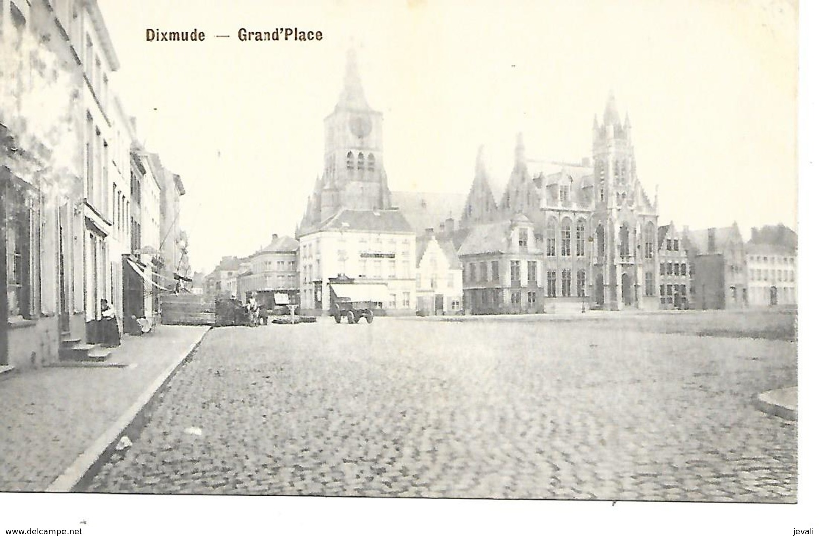 CPA / PK/ AK  - DIXMUDE   Grand' Place - Diksmuide