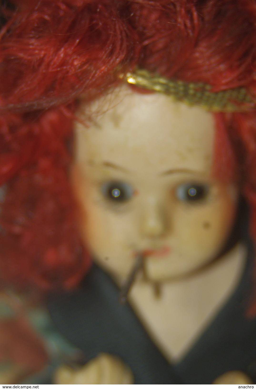 POUPEE ANCIENNE PORCELAINE et CIGARETTE  MODE des Années 1920 /  18 cms