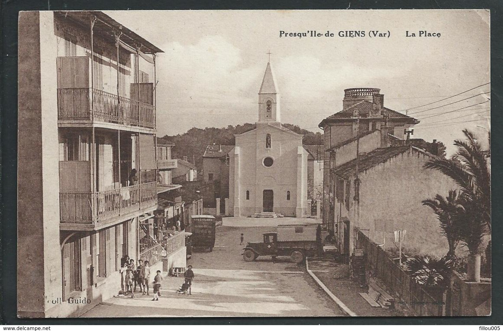 83 GIENS. LA PRESQU' ILE ( VAR)  ANIMEE..CAMION...EGLISE....C2191 - Autres & Non Classés