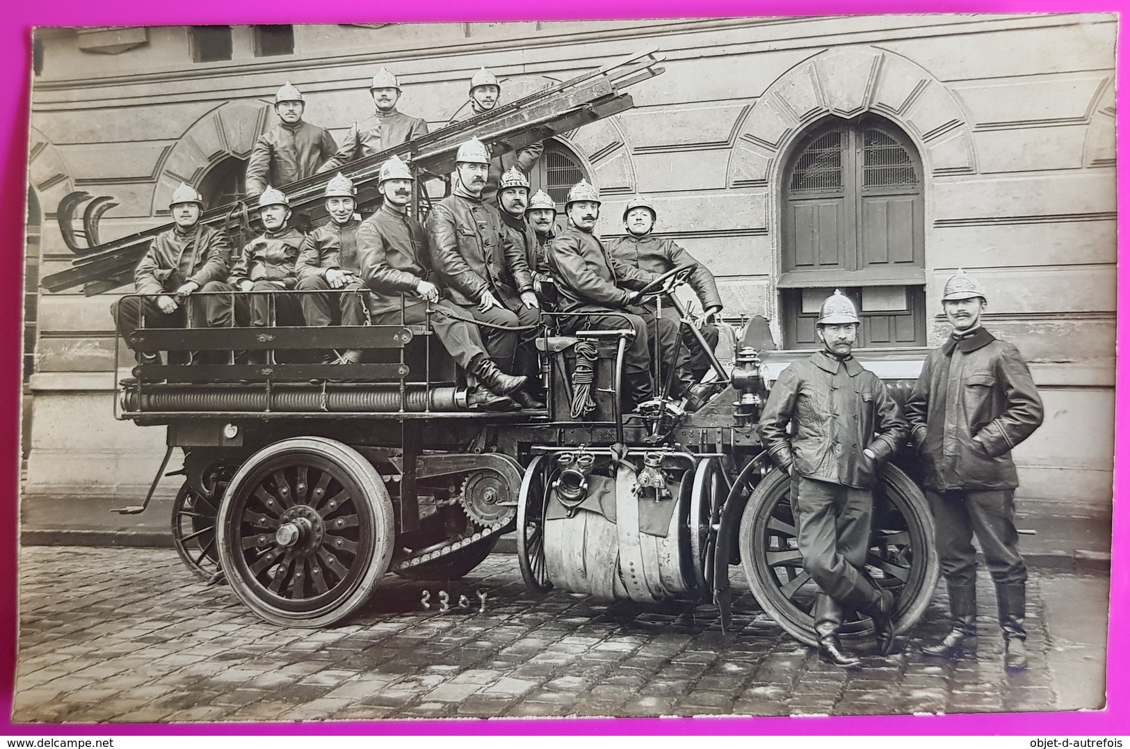 Carte Photo Camion De Pompiers Paris Carte Postale 75 Pompier Fire Truck Feuerwehrauto Bomberos - Brandweer