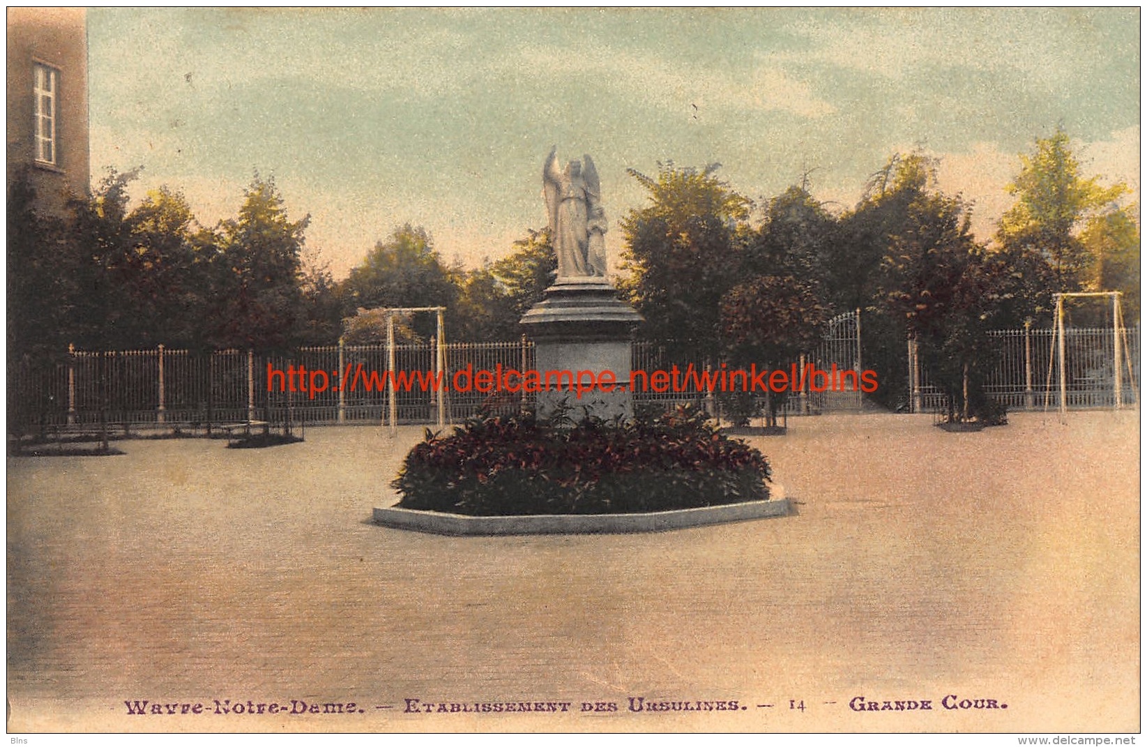 1910 Etablissement Des Ursulines - Grande Cour - OLV Waver - Sint-Katelijne-Waver