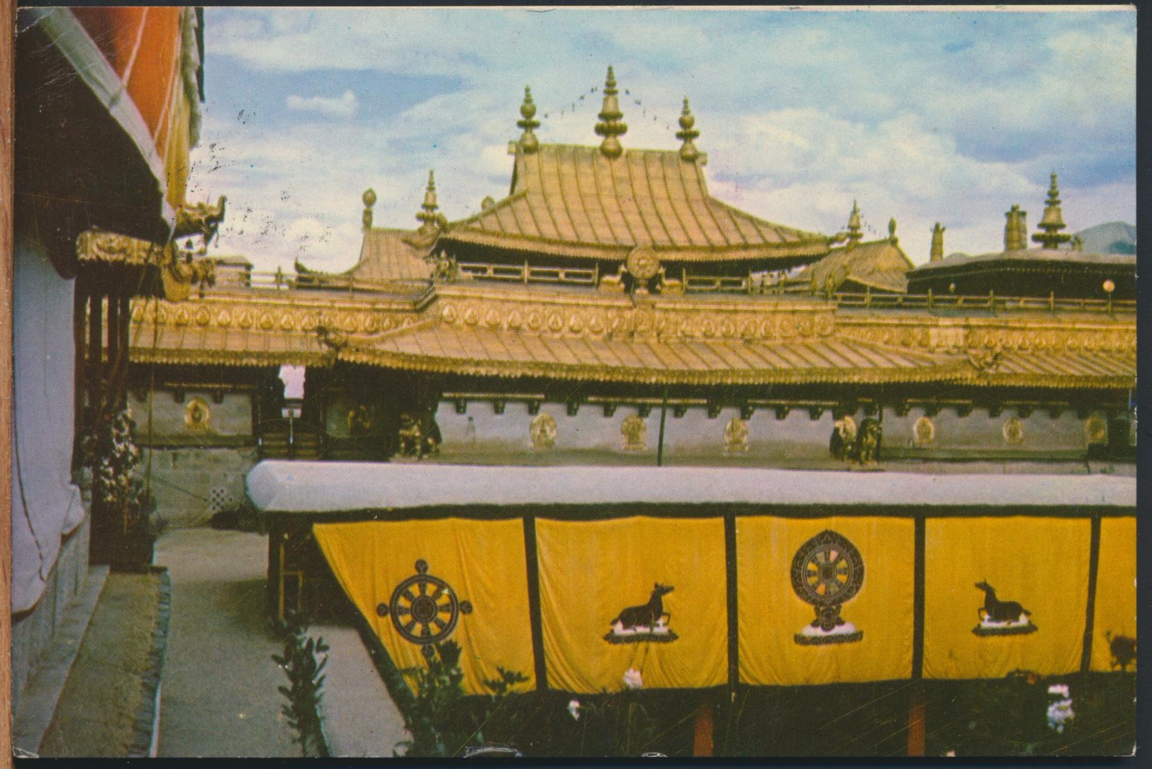 °°° 1646 - CINA CHINA - LHASA - ROOFS  OF JOKHAN MONASTERY - 1981 With Stamps °°° - Chine