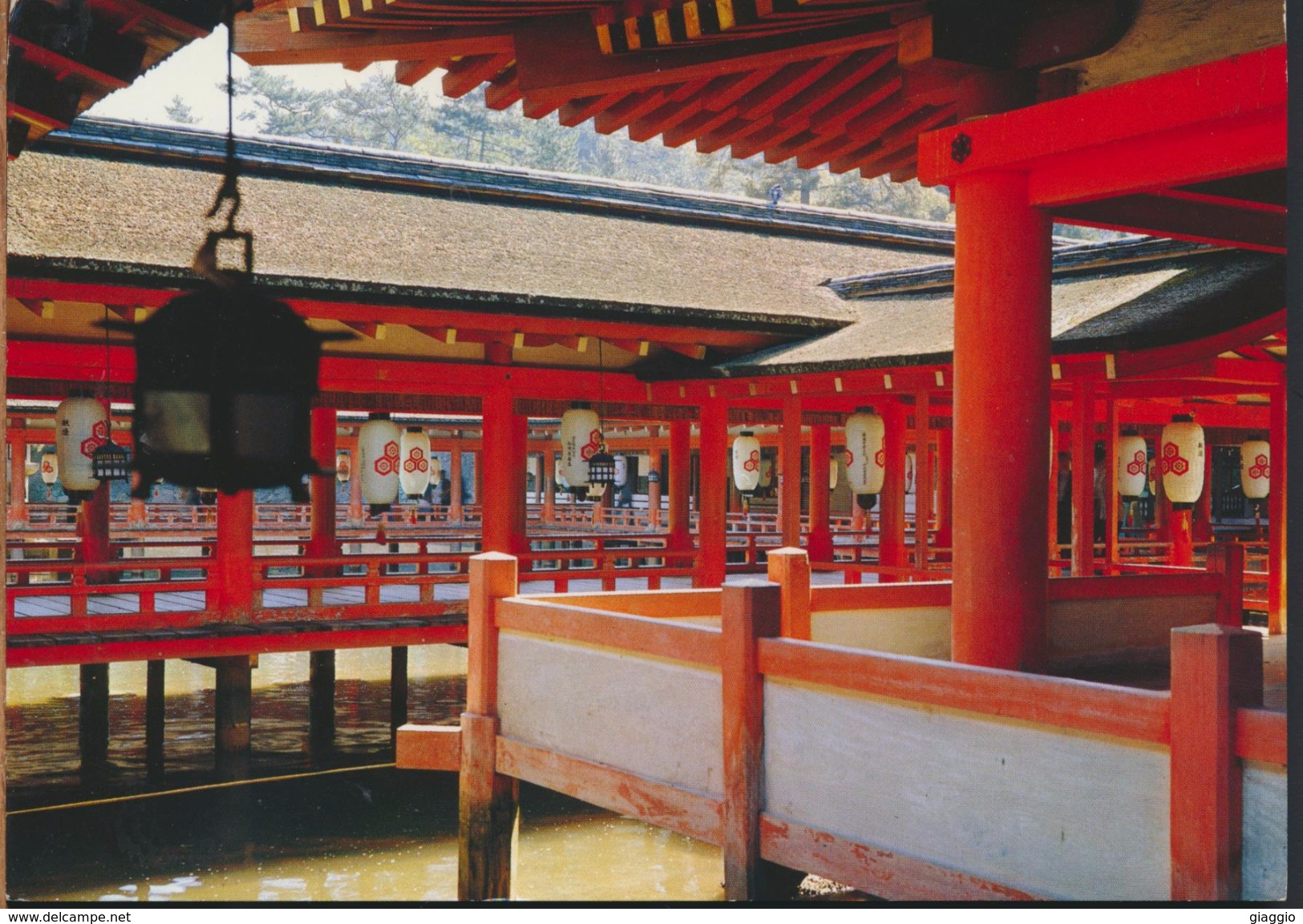 °°° 1658 - JAPAN - MIYAJIMA ISLAND - THE CORRIDOR IN ITSUKUSHIMA SHRINE - 1994 With Stamps °°° - Hiroshima