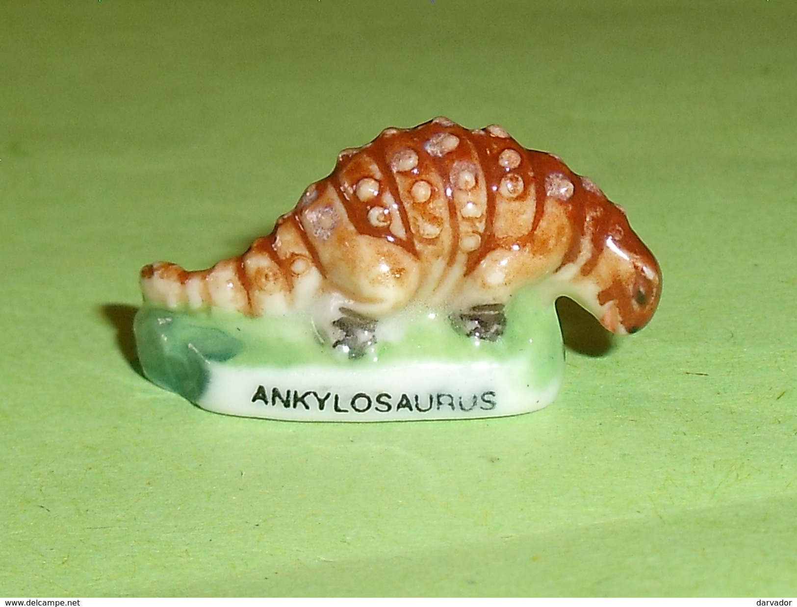 Fèves / Animaux / Dinosaure : Ankylosaurus  T105 - Animaux
