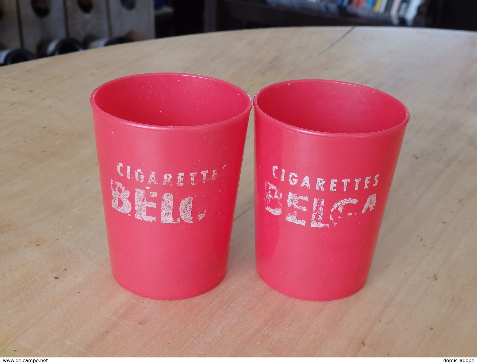 Cigarettes BELGA - ( 2 Bekers Plastic ) - Objets Publicitaires