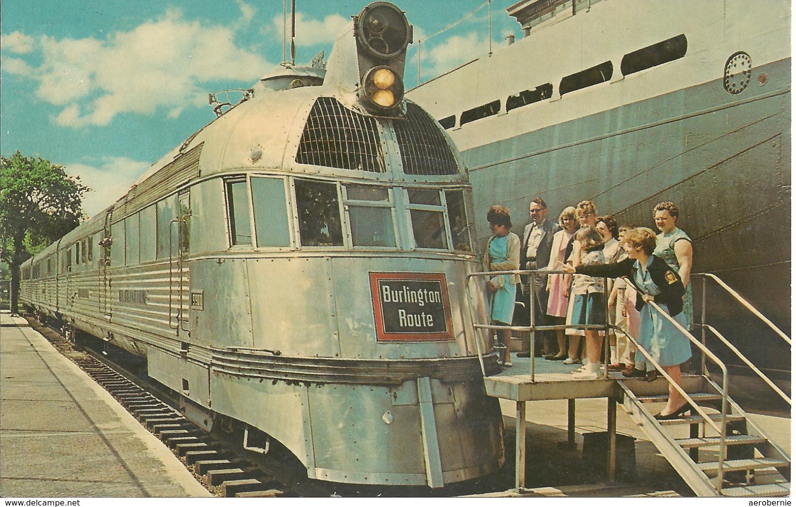 Pioneer Zephyr - Burlington Railraod Lines / First Railroad Streamliner - Museum Of Science Chicago - Eisenbahnen