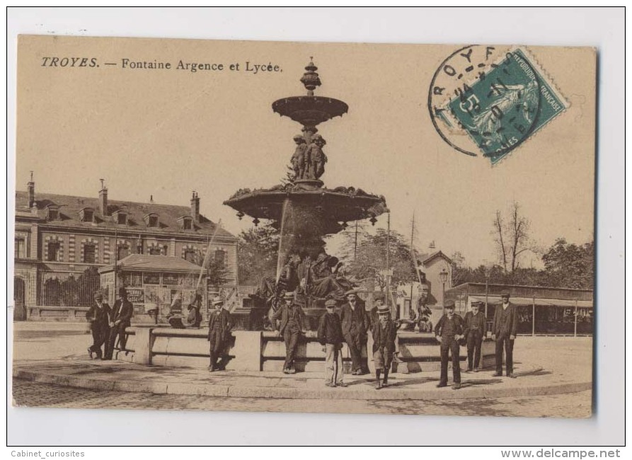 TROYES - 1910 - Fontaine Agence - Lycée - Animée - Troyes