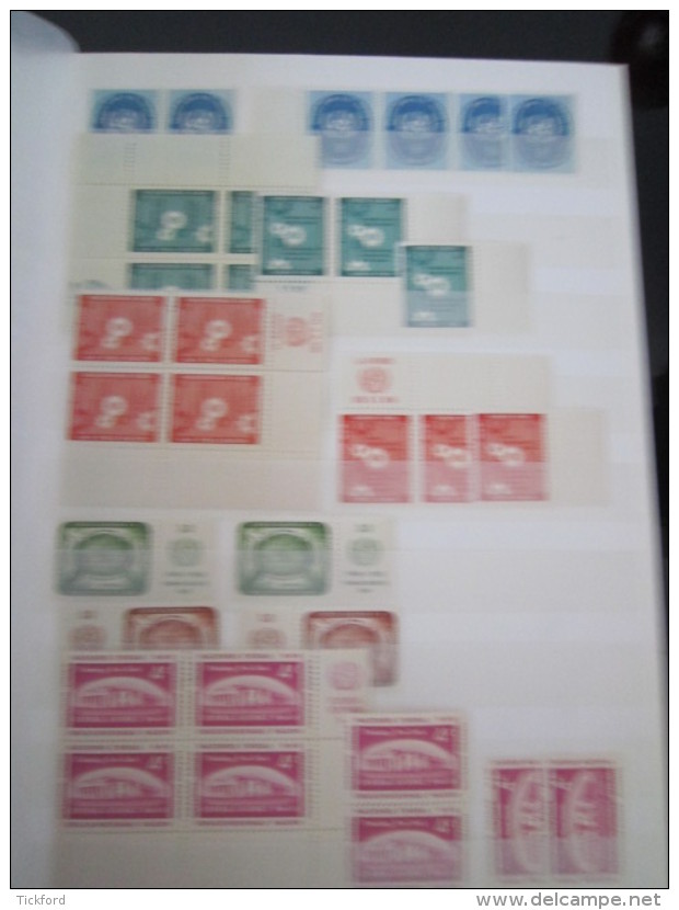 NATION UNIES  STOCK 3 BUREAUX  -  NEUFS ** MNH - 1951/1983  -  Poste, PA, BF - Cote Yvert + 5.000 &euro;