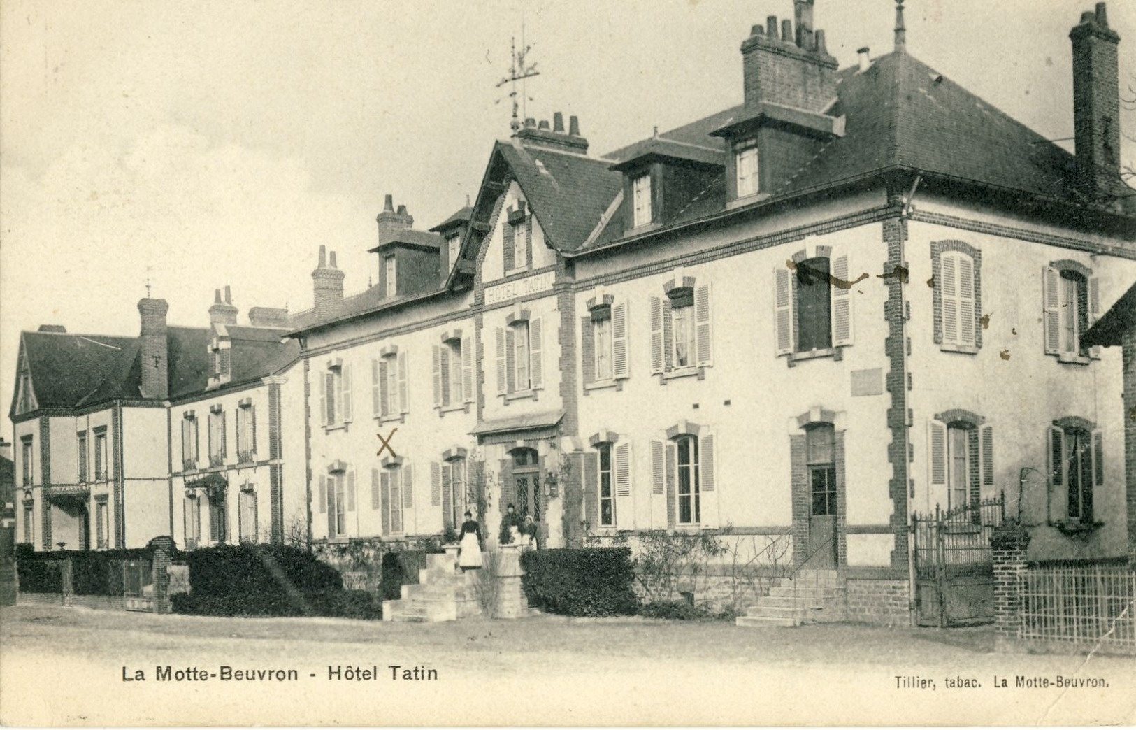 LA  MOTTE-BEUVRON -- HOTEL  TATIN               Pli Coin - Lamotte Beuvron