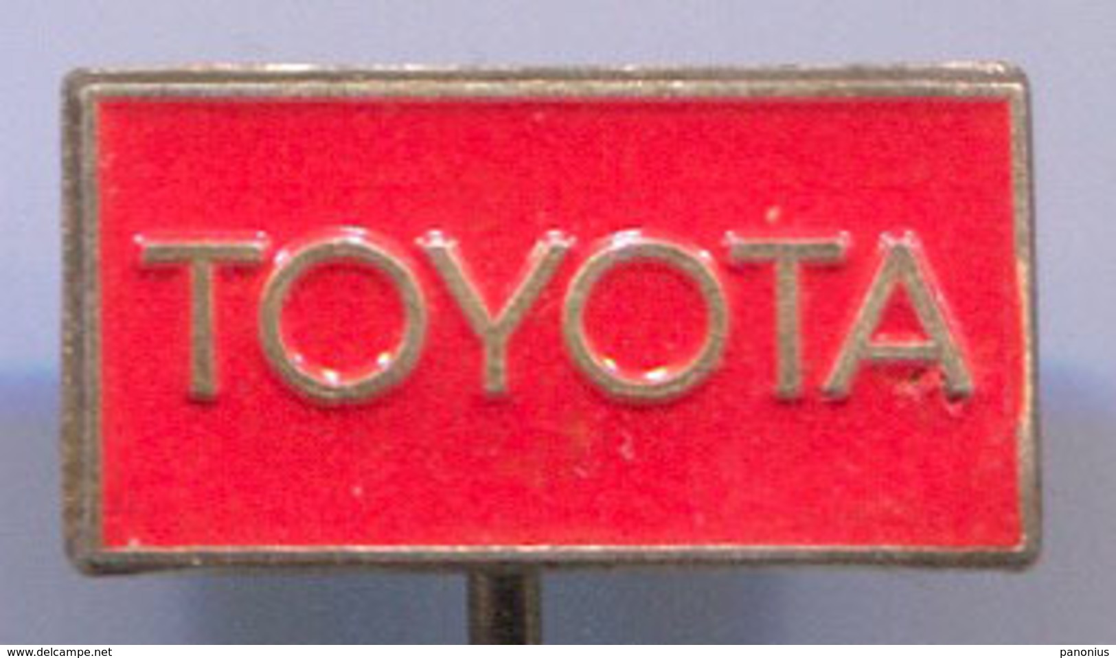 TOYOTA - Car, Auto, Automotive, Vintage Pin, Badge, Abzeichen - Toyota