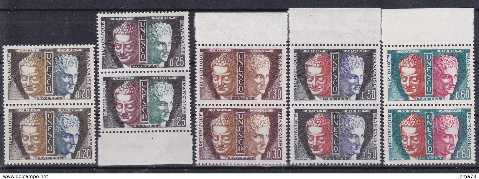 N° 22 Au 26 Timbres De Service : Série En  Paires De 2timbres Neuf Impeccable - Neufs