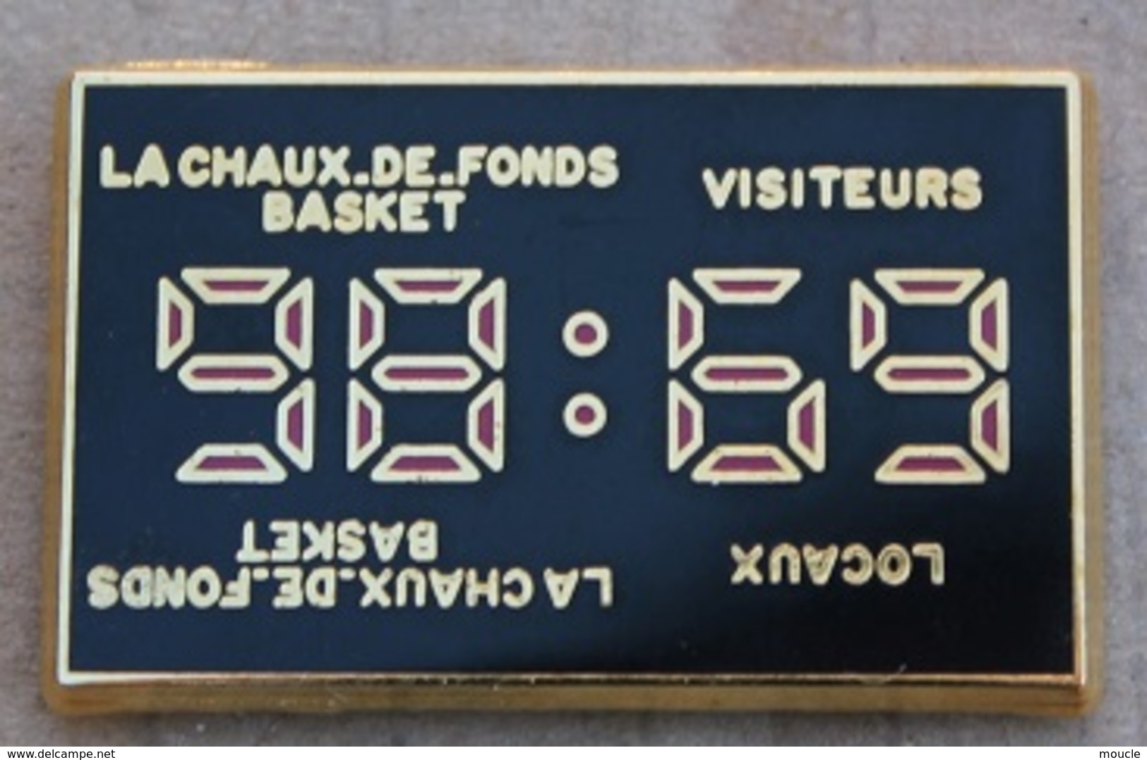 LA CHAUX-DE-FONDS BASKETBALL CLUB - CANTON DE NEUCHÂTEL - SUISSE -    (VERT) - Basketbal