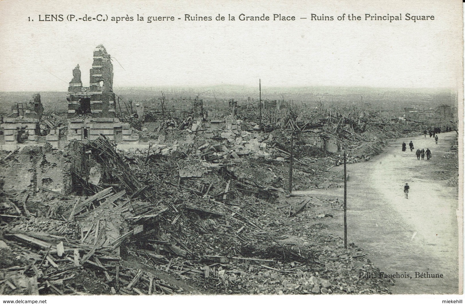 LENS-RUINES DE LA GRAND'PLACE-guerre 1914-1918 - Lens