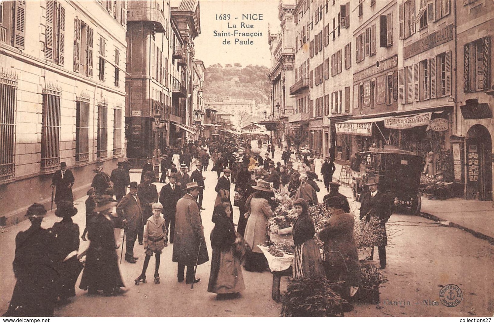 06-NICE- LA RUE SAINT-FRANCOIS DE PAUL - Life In The Old Town (Vieux Nice)