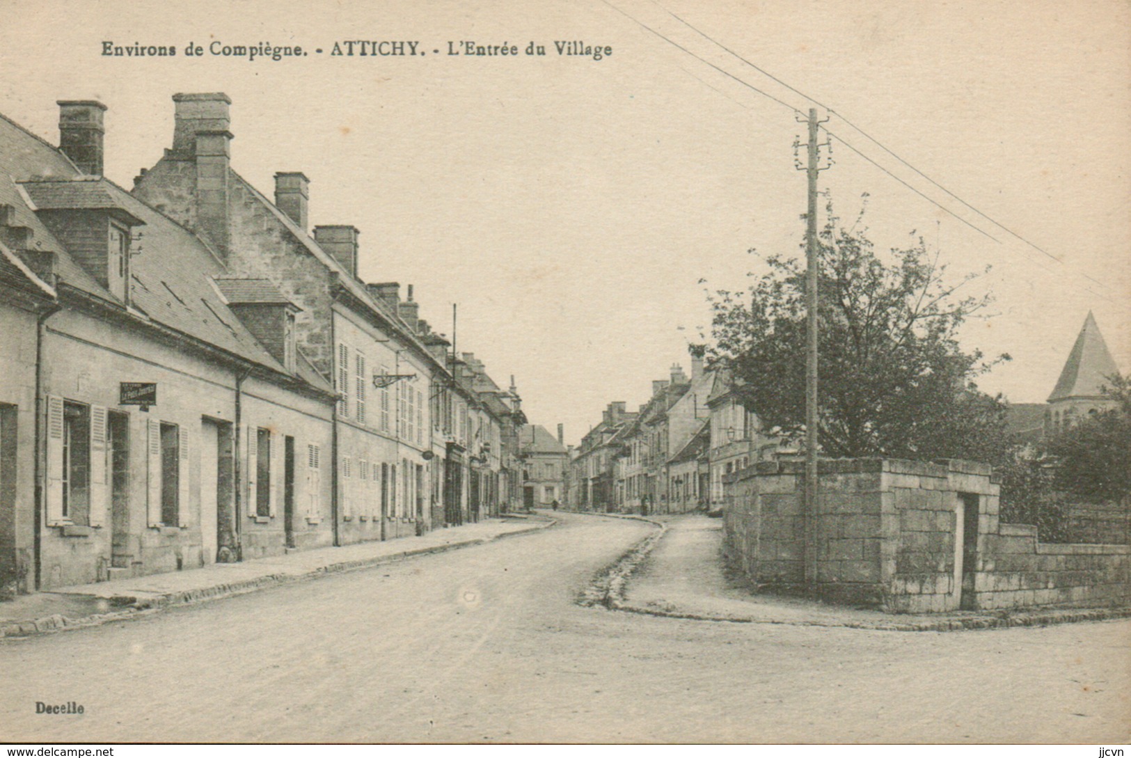 Attichy ( Environs De Compiègne) - L' Entrée Du Village - Attichy