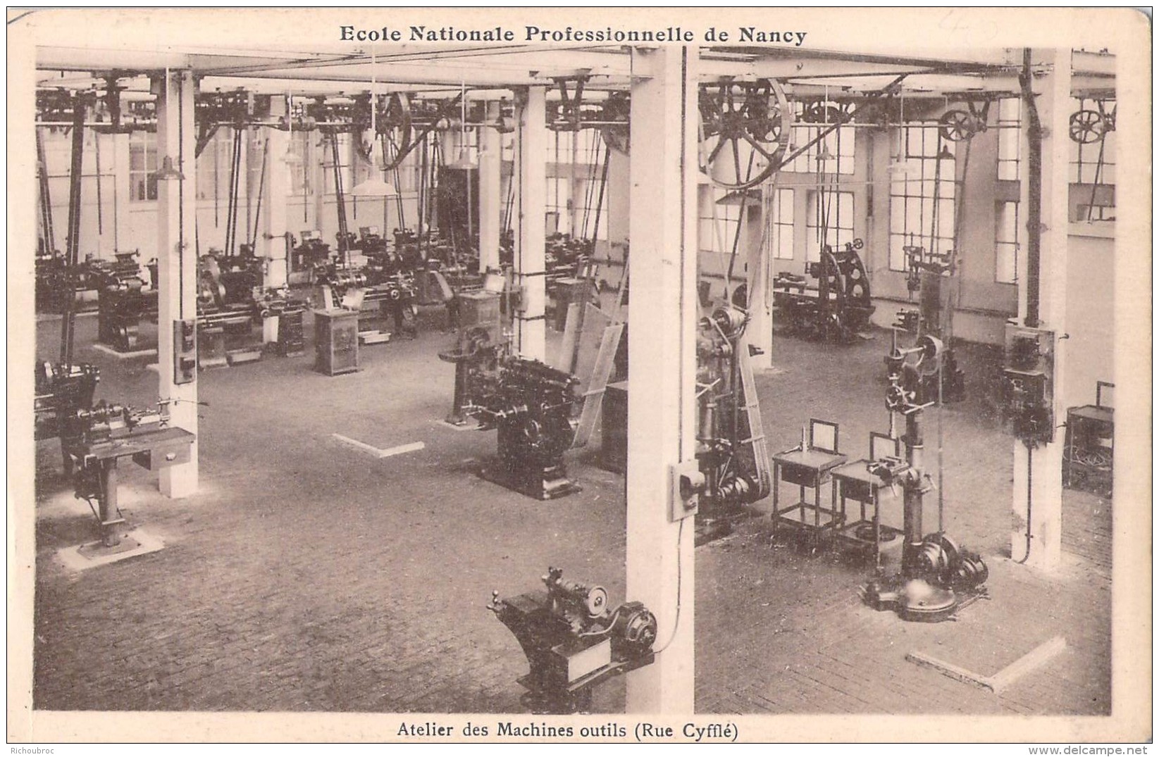 54 ECOLE NATIONALE PROFESSIONNELLE DE NANCY ATELIER DES MACHINES OUTILS / RUE CYFFLE - Nancy