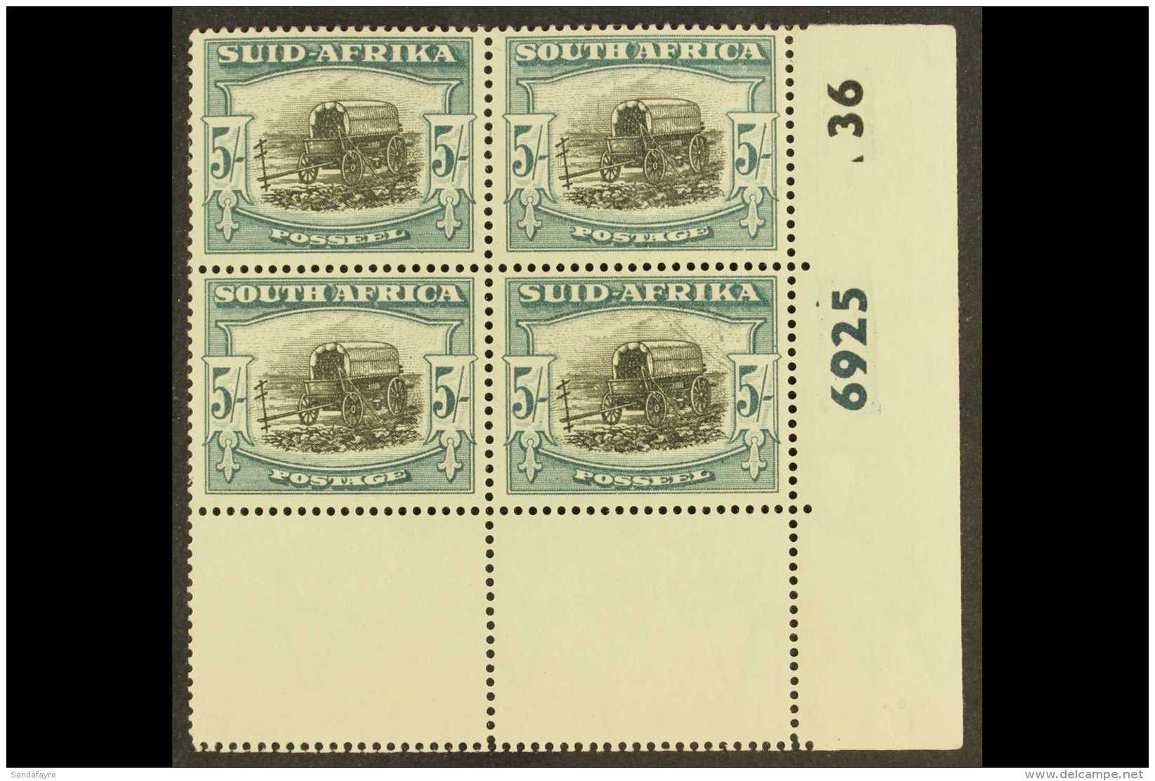 1947-54 5s Black &amp; Pale Blue-green, Cylinder 6925 36 Block Of 4 With "Rain" Variety, SG 122, Hinged On Top... - Zonder Classificatie
