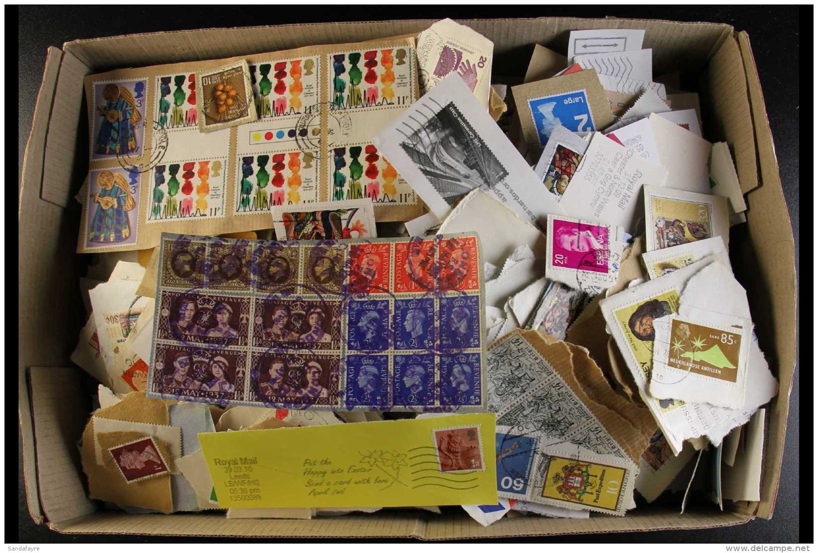 INTERESTING BOX OF STAMPS - ON PAPER An All World, Mainly 20th Century "on Paper" Unchecked Range In A Small Box.... - Autres & Non Classés